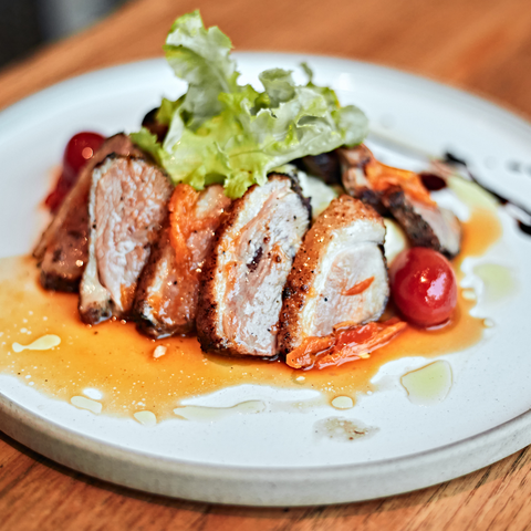 Πουλερικά πέρα από κοτόπουλο: Πώς μαγειρεύουμε πάπια στο φούρνο & πάπια φιλέτο