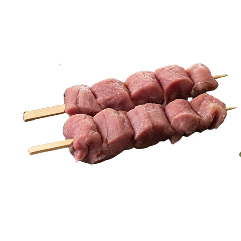 Souvlaki d'épaule de porc fait à la main