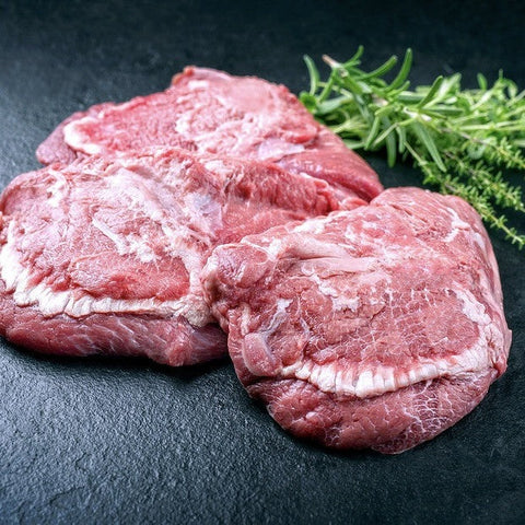 

Μοσχαρίσια μάγουλα Δανίας fresh frozen, ωμά, έτοιμα για αργό μαγείρεμα.
