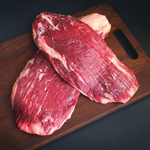 Flank Steak Black Angus Las Piedras Uruguay, ωμό φρέσκο μοσχαρίσιο κρέας grain fed με πλούσια μαρμάρωση και έντονη γεύση, ιδανικό για grill ή τηγάνι, από το Siakos.gr