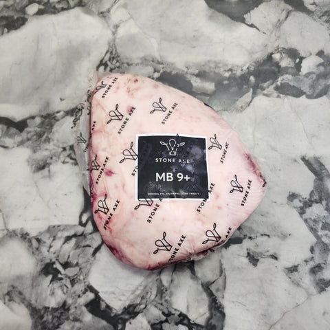 Rump Cap (Picanha) Wagyu BMS 9+ Australia Stone Axe 500 g – premium picanha wagyu με λιπαρό καπάκι, έτοιμη για ψήσιμο στη σχάρα.