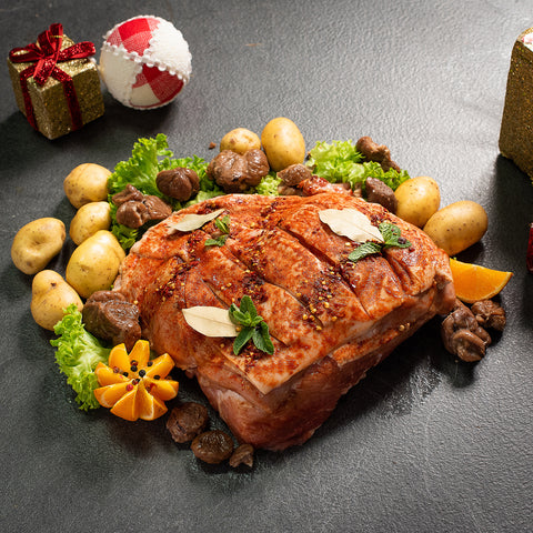 Χοιρομέρι από Γουρουνάκι Γάλακτος με Μαύρη Μπύρα &amp; Πάπρικα – ολόκληρο τεμάχιο με πατάτες, έτοιμο για ψήσιμο, από το Siakos.gr