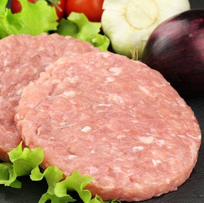 
Μπιφτέκια κοτόπουλο fitness 700g, ωμά, έτοιμα για ψήσιμο, με βρώμη και μυρωδικά.