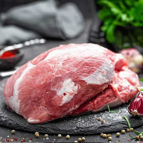 
Μπούτι χοιρινό χωρίς οστό Ελλάδος σε οικογενειακή συσκευασία, ωμό, έτοιμο για ψήσιμο.
