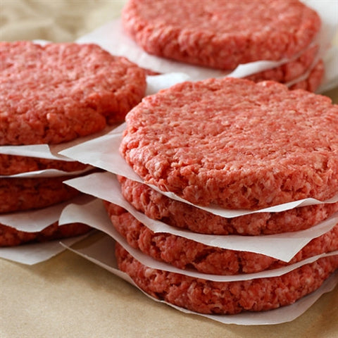 
Αρνίσιο μπιφτέκι από φρέσκο αρνίσιο κιμά, ωμό, έτοιμο για ψήσιμο.
