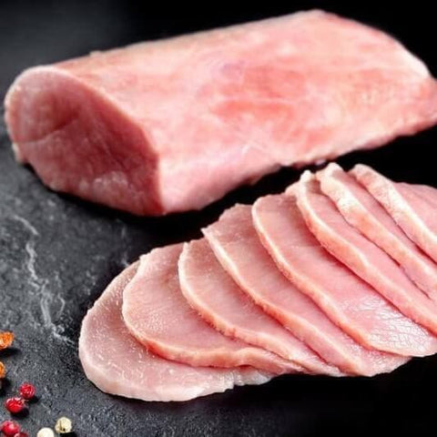 
Μπριζολάκια χοιρινά κόντρα φιλετάκια Ελλάς, ωμά, έτοιμα για γρήγορο ψήσιμο.