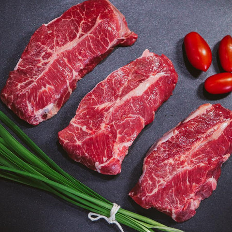 Oyster Blade Black Angus Grain Fed Devesa Argentina, ωμό premium μοσχαρίσιο κρέας ώμου με φυσική μαρμάρωση, πλούσια γεύση και μαλακή υφή, ιδανικό για grill ή τηγάνι, από το Siakos.gr