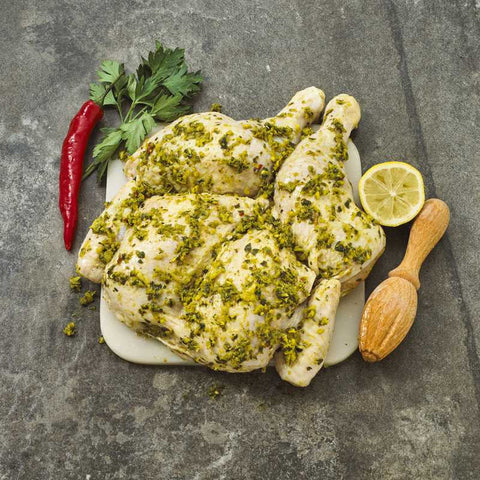 Ανοιγμένο Κοτόπουλο Μαριναρισμένο με Μουστάρδα Ντιζόν – ελληνικό φρέσκο κοτόπουλο έτοιμο για ψήσιμο με φυσική μαρινάδα Dijon, από το Siakos.gr
