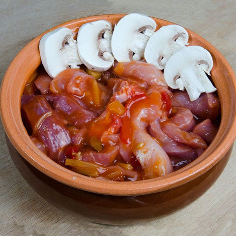 Γλυκόξινο Χοιρινό με Φρούτα του Πάθους – ελληνικό χοιρινό φιλέτο σε μαρινάδα passion fruit &amp; πορτοκαλιού, έτοιμο για ψήσιμο, από το Siakos.gr